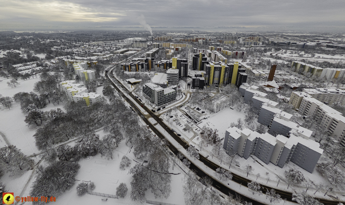 04.12.2021 - Karl-Marx-Ring und Marx-Zentrum in Neuperlach